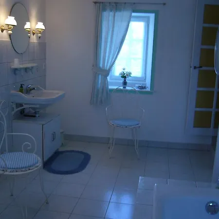 Bed & Breakfast Ferme De Dauval 3*