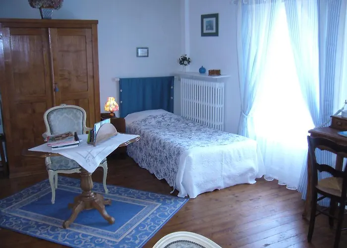 Alojamento de Acomodação e Pequeno-almoço Ferme De Dauval 3*