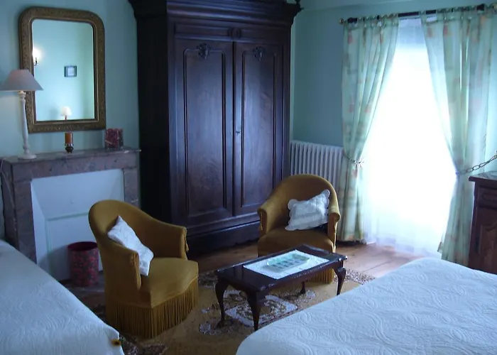 Alojamento de Acomodação e Pequeno-almoço Ferme De Dauval 3*